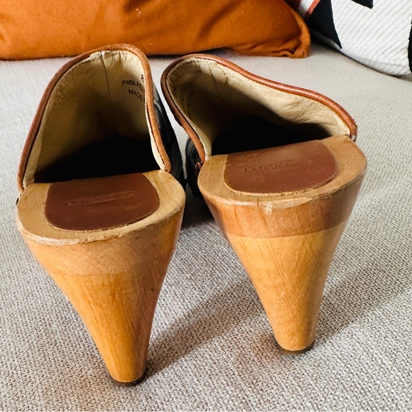 🔥 TRENDING 🔥 Vintage Coach Denim Clog Mules Size 8 - Picture 10 of 12